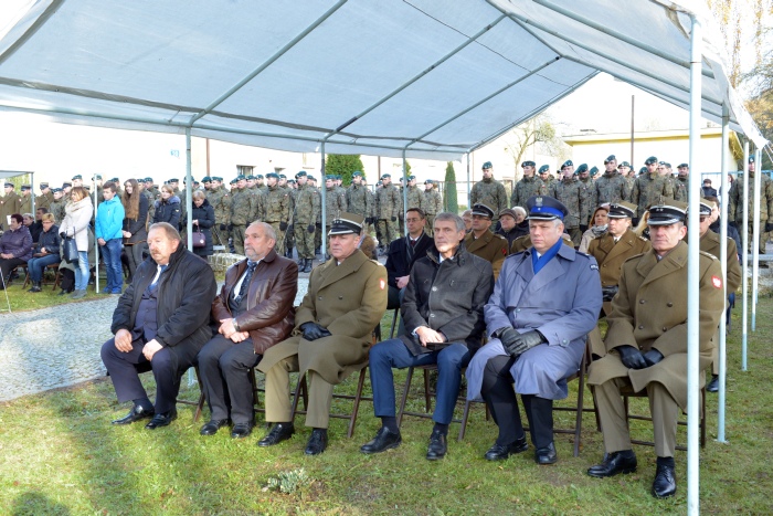 Trwa �adowanie zdj�cia...