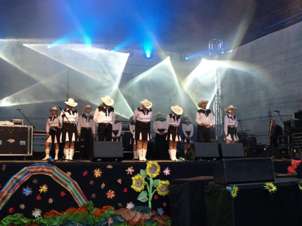 Trwa �adowanie zdj�cia...