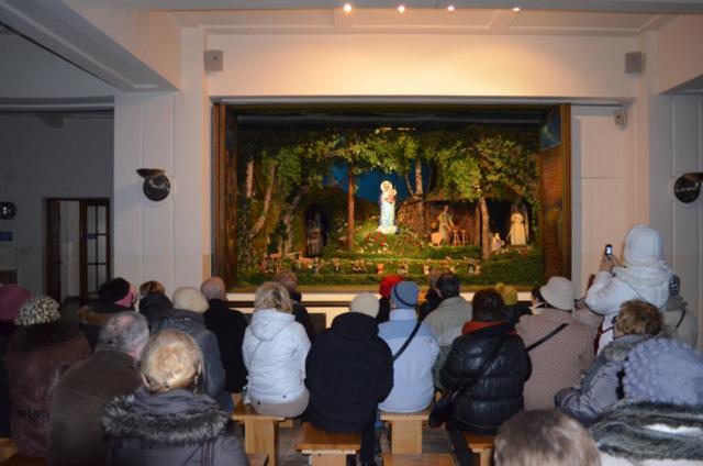 Trwa �adowanie zdj�cia...