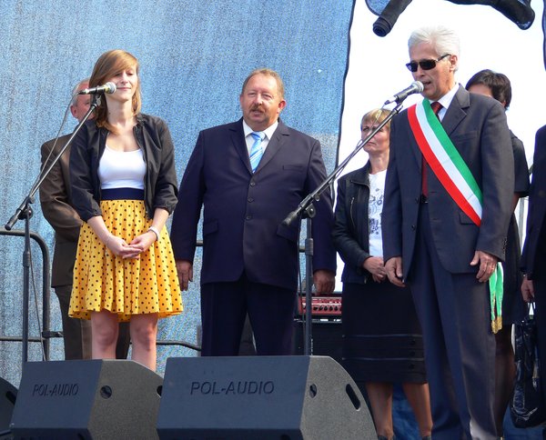 Trwa �adowanie zdj�cia...