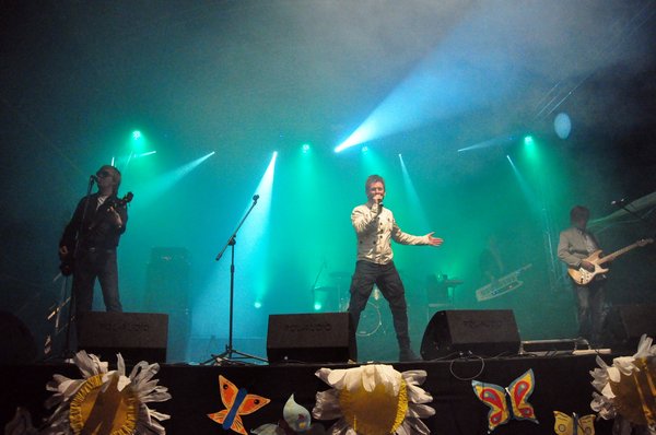 Trwa �adowanie zdj�cia...