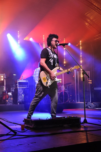 Trwa �adowanie zdj�cia...