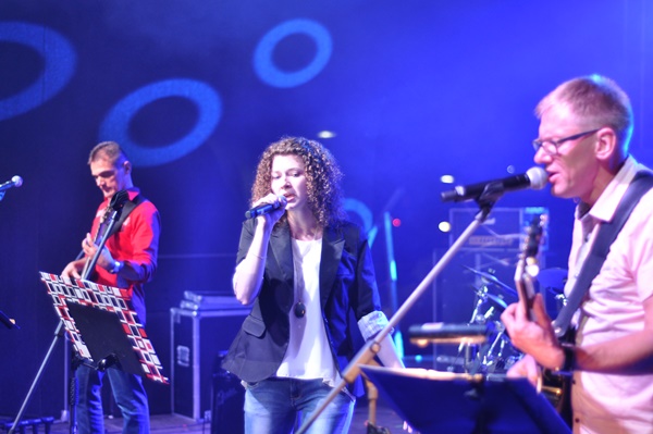 Trwa �adowanie zdj�cia...