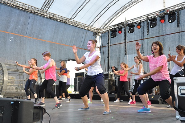 Trwa �adowanie zdj�cia...