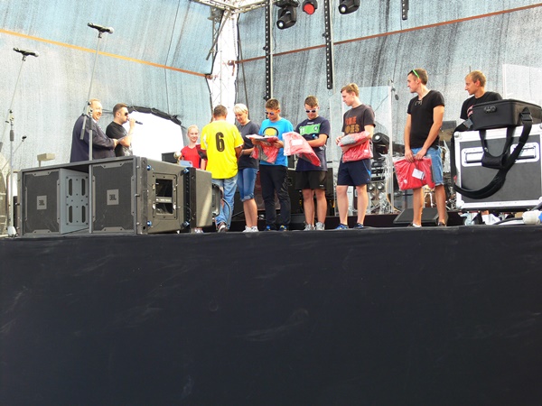 Trwa �adowanie zdj�cia...