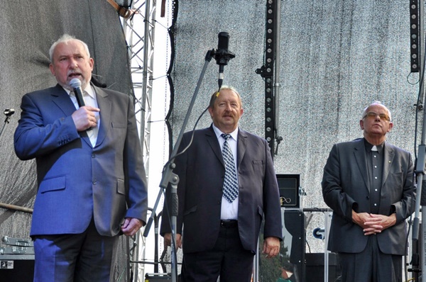 Trwa �adowanie zdj�cia...