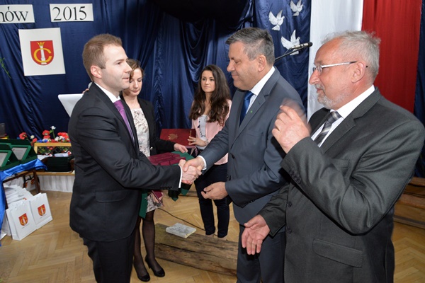 Trwa �adowanie zdj�cia...