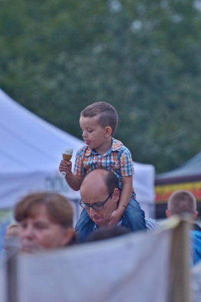 Trwa �adowanie zdj�cia...