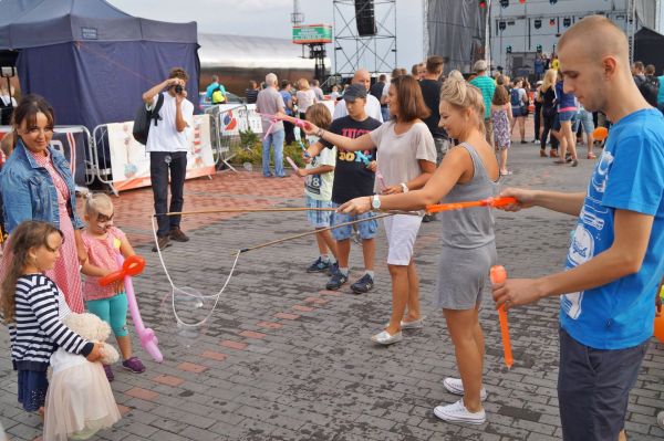 Trwa �adowanie zdj�cia...