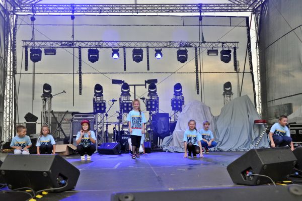 Trwa �adowanie zdj�cia...