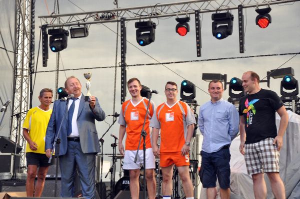 Trwa �adowanie zdj�cia...