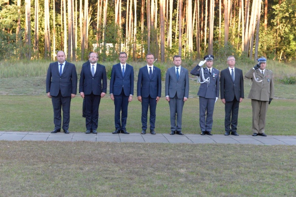 Trwa �adowanie zdj�cia...