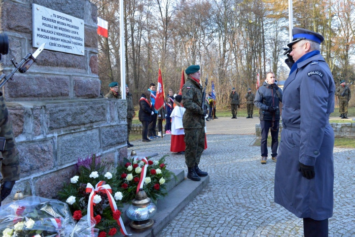 Trwa �adowanie zdj�cia...