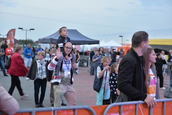 Trwa �adowanie zdj�cia...