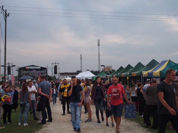 Trwa �adowanie zdj�cia...