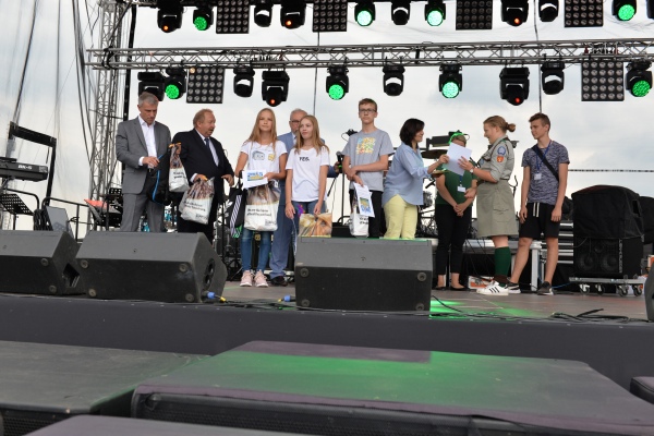 Trwa �adowanie zdj�cia...