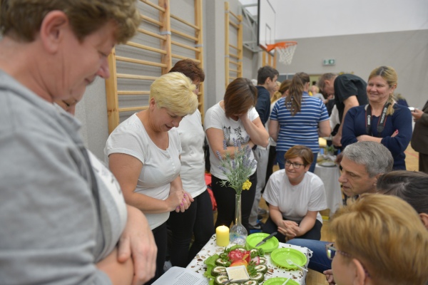 Trwa �adowanie zdj�cia...