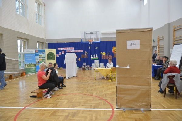 Trwa �adowanie zdj�cia...