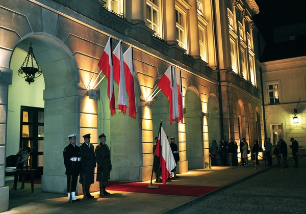 Trwa �adowanie zdj�cia...